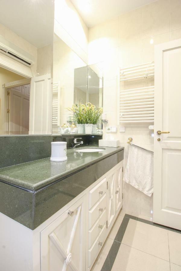 Apartamento La Feria Διαμέρισμα Σεβίλλη Εξωτερικό φωτογραφία