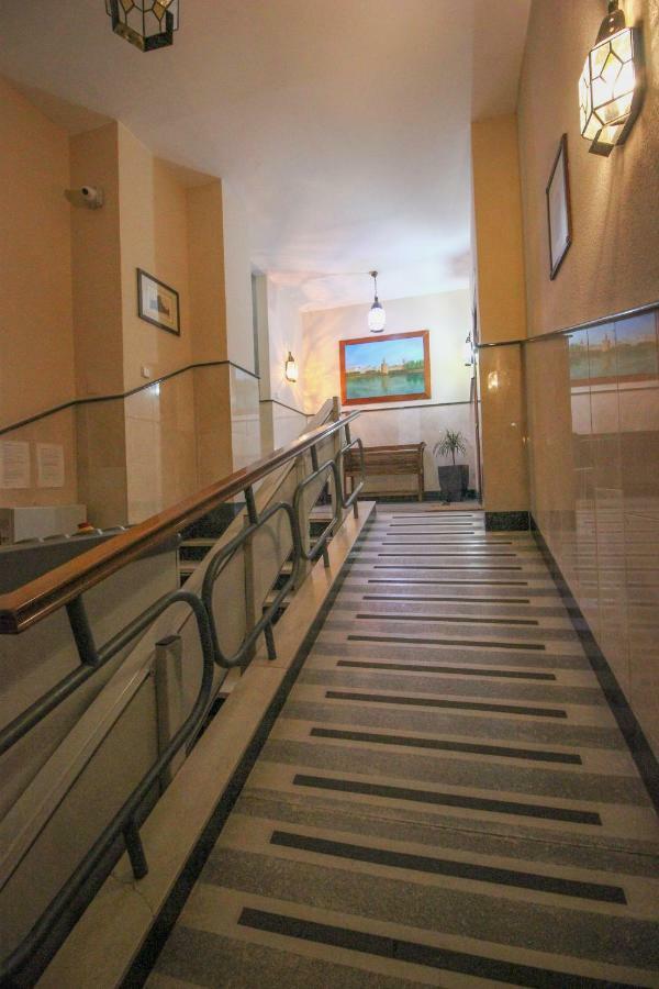 Apartamento La Feria Διαμέρισμα Σεβίλλη Εξωτερικό φωτογραφία